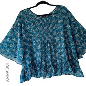 ANNA SUI x UNIQLO | NWOT FLORAL PINTUCK SHEER TOP RUFFLE HEM BLUE GREEN | MEDIUM